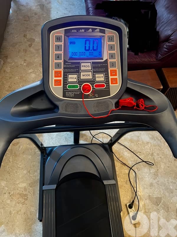 Treadmill in good condition 1