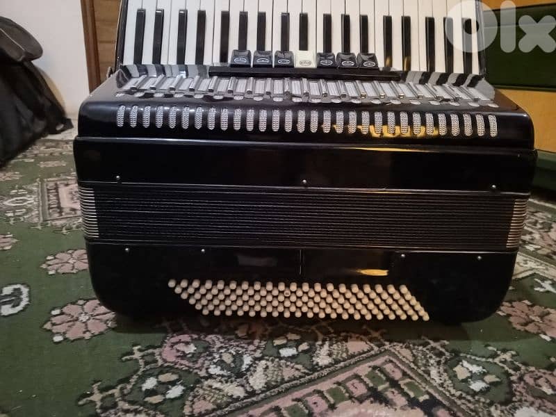 accordéon , accordion 120 bass 3