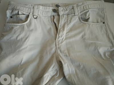 Zara jeans pant (off white) - Not Negotiable