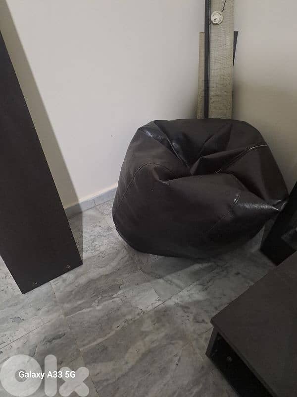 ثريات مودرن عدد ٣ شبه جداد  مع ٣ برادي مودرن 2