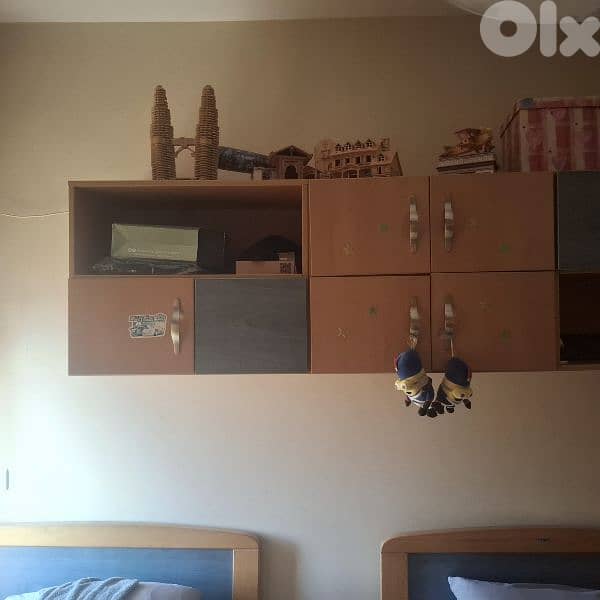 Beds and Closets for sale 3