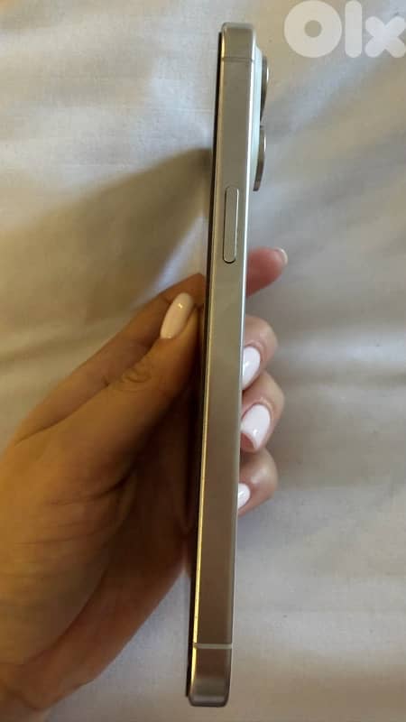 IPHONE 15 pro max 256- like new 2