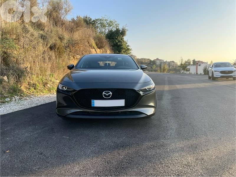 Mazda 3 2019 hatchback 0