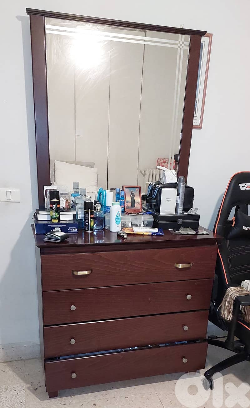 غرفة نوم مستعملة للبيع 2