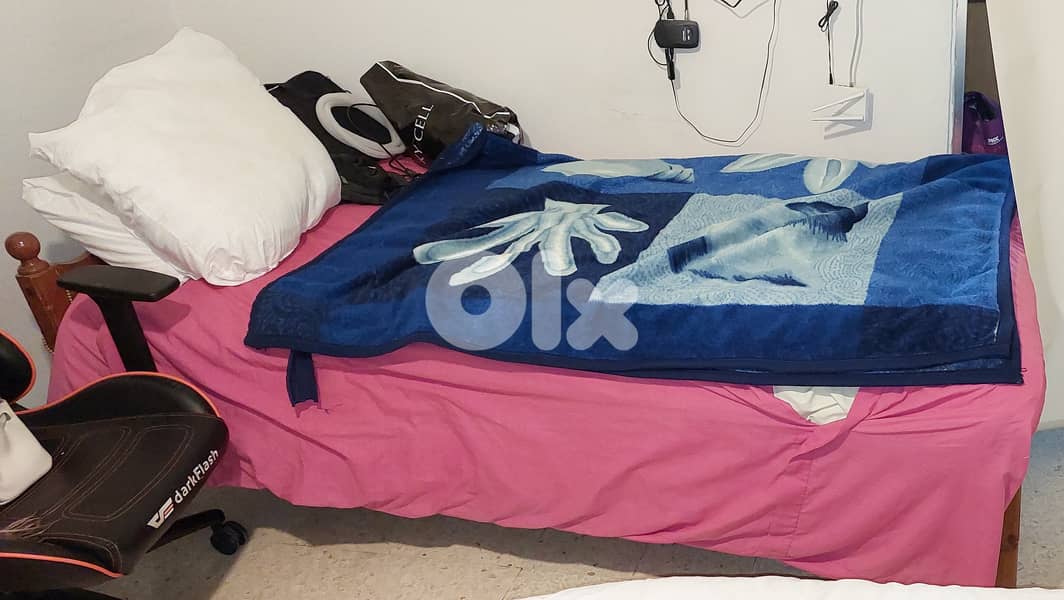 غرفة نوم مستعملة للبيع 3