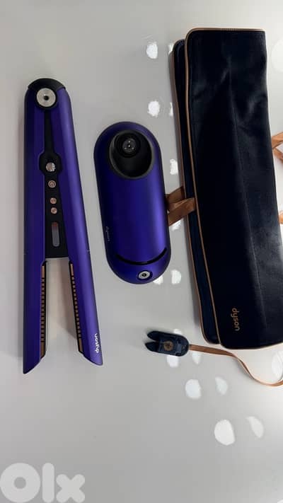 Dyson hair straightener new