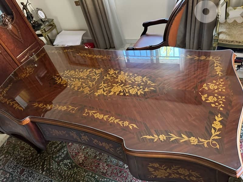 مكتب مصري فخم جداً 2