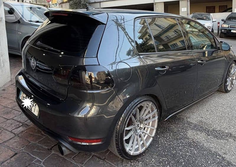 Volkswagen GTI 2012 0
