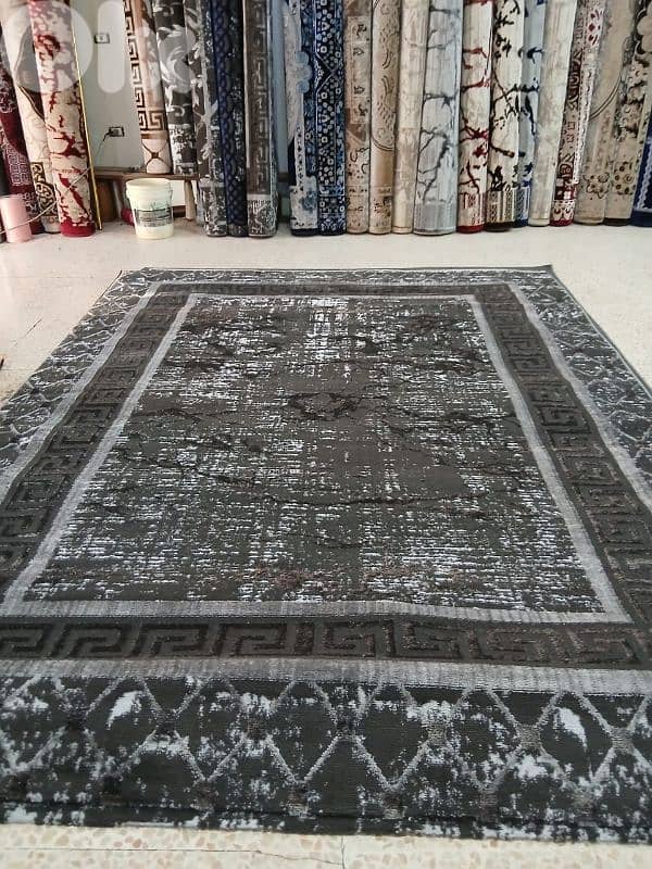 كل سجاده حسب مقاسا يعني كل نقشه موجود من 8