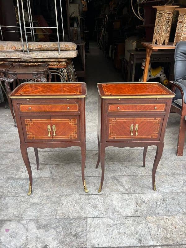 pair frensh side table marquetry طاولة صالون فرنسي عدد ٢ ناعمين 0