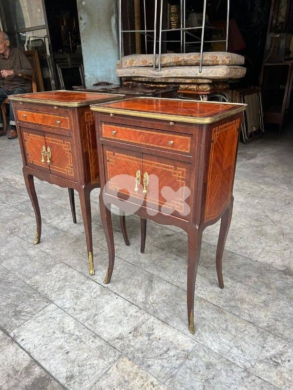 pair frensh side table marquetry طاولة صالون فرنسي عدد ٢ ناعمين 1