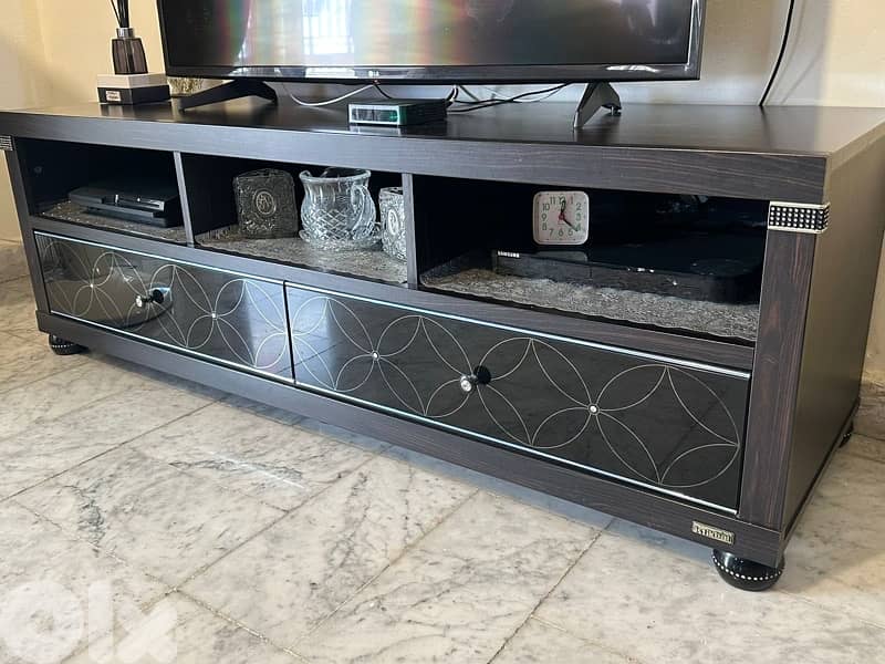 Tv Table طاولة تلفزيون 3