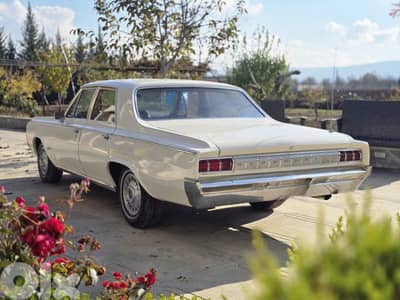 OLdsmobile Automatic V8 model 1960 Jdidi top faresh jeled Dwalib jded