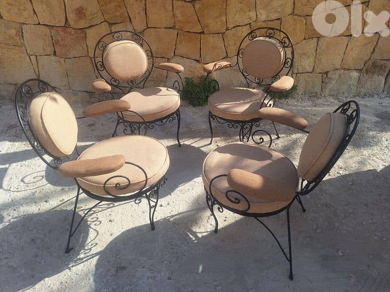 كراسي فيرفورجي انتيك عدد٤ تصميم مميز سعر لقطة 0