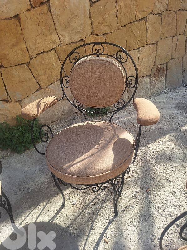 كراسي فيرفورجي انتيك عدد٤ تصميم مميز سعر لقطة 2