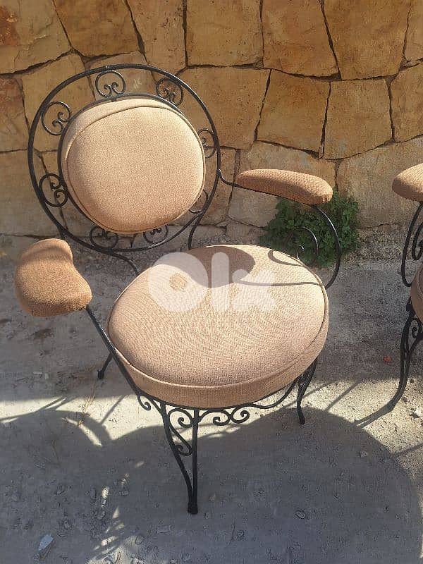 كراسي فيرفورجي انتيك عدد٤ تصميم مميز سعر لقطة 3