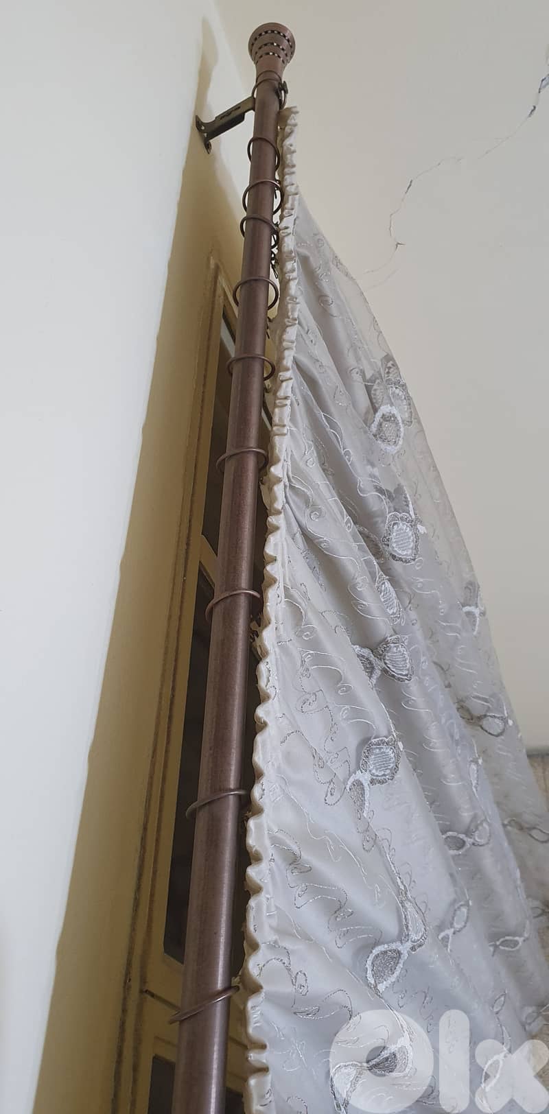 برداية داخلي صالون كبيرطول ٢٥٦ عرض ٣١٥ مع حديدوشناغل مستعمل نضيف بيروت 4