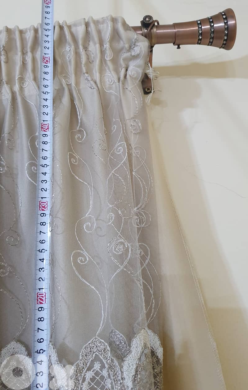 برداية داخلي صالون كبيرطول ٢٥٦ عرض ٣١٥ مع حديدوشناغل مستعمل نضيف بيروت 10