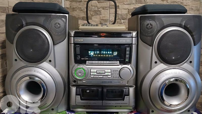 stereo aiwa fully functional 1