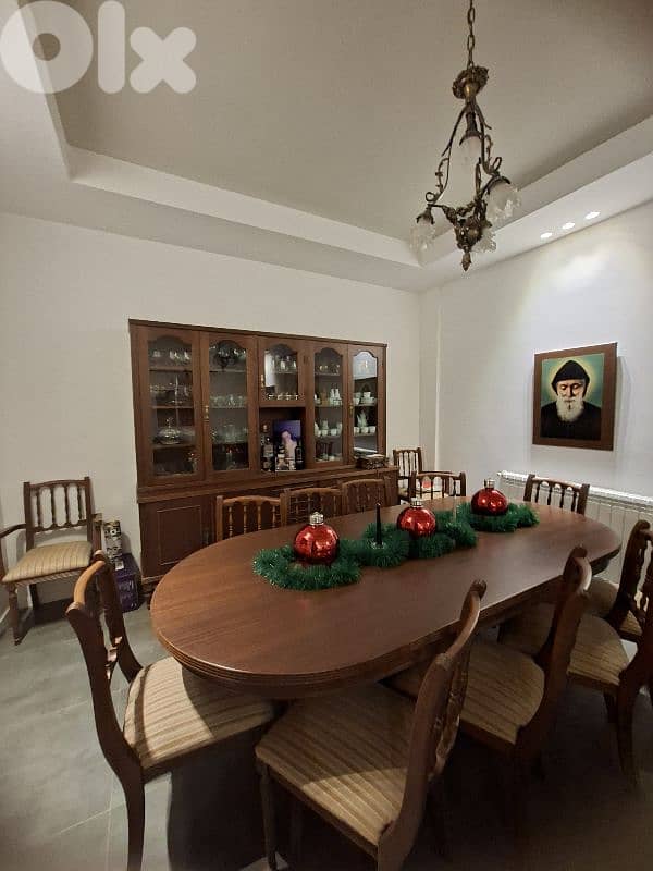 dining room , oak , chairs , lustres, tables 2