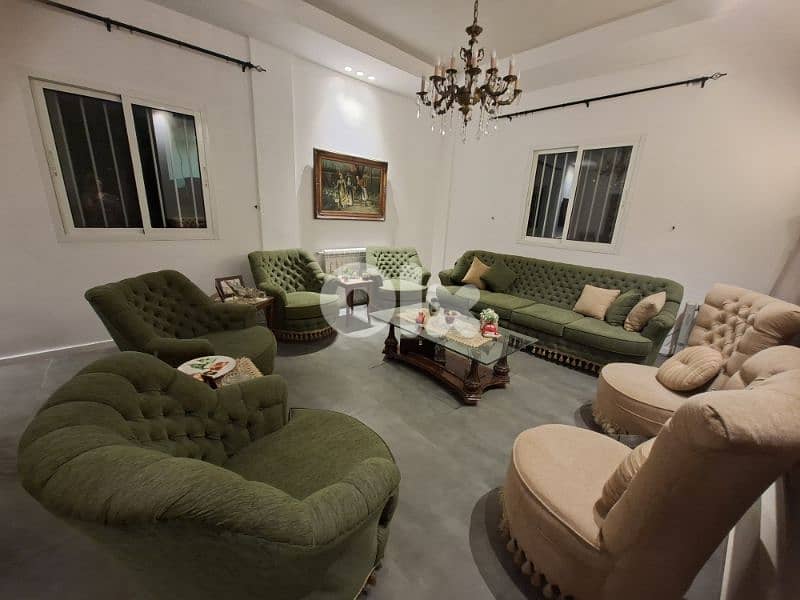 dining room , oak , chairs , lustres, tables 5