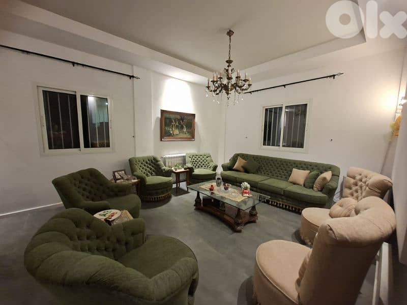 dining room , oak , chairs , lustres, tables 9