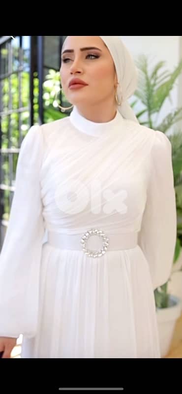 فستان آخر قطعة قياس ٤٢