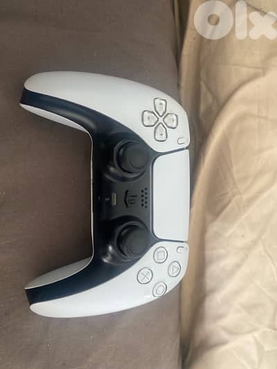 PlayStation 5 controller