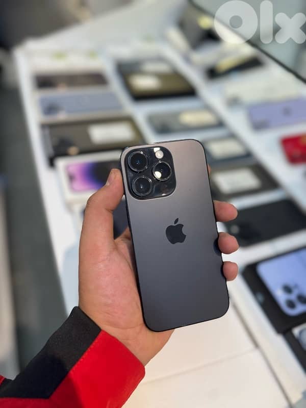 iphone 14 pro waterproof 0