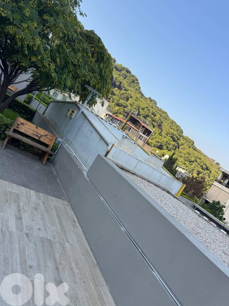 FOR SALE – Outdoor Commercial Kiosk Structure (Detachable Metal Unit) 5