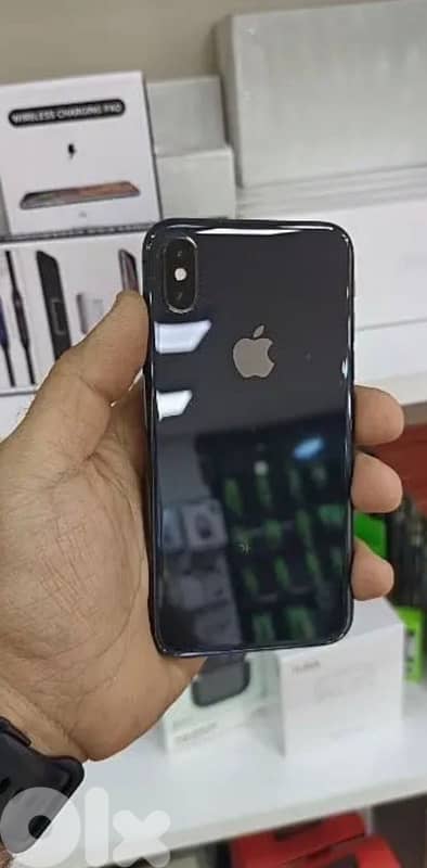 iphone xs momtez 1