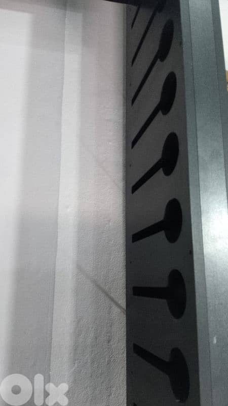 بار خشب اسود 0