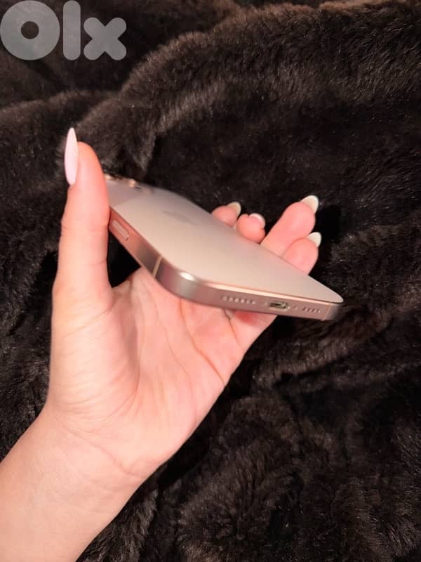 iPhone 16 pro max gold used just 2 month very clean and new 0