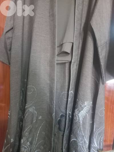 عبايه مع منديل