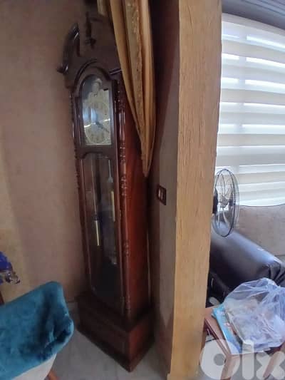 ساعة  بندول