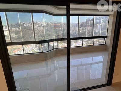 RC25-4544 Apartment 270 m for Rent in Hazmieh – Martakla