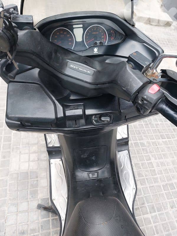 Suzuki Skywave 2012 Type 4 - Excellent Condition 3