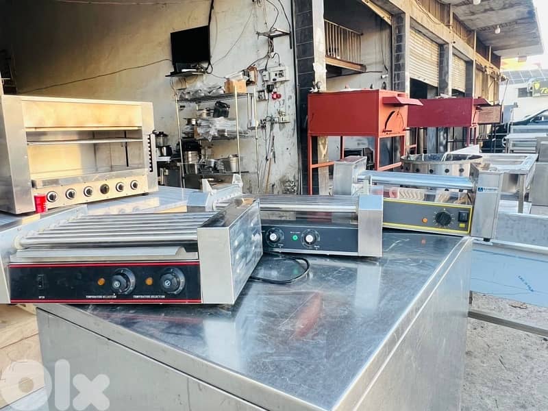 مكنات هوت دوغ مستعملة كتير نضيفة نوعيات ممتازة 1