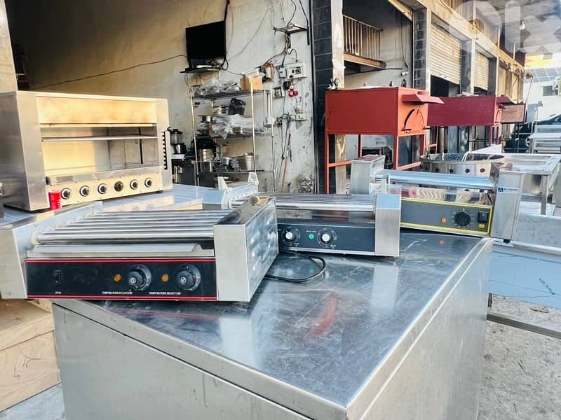 مكنات هوت دوغ مستعملة كتير نضيفة نوعيات ممتازة 4