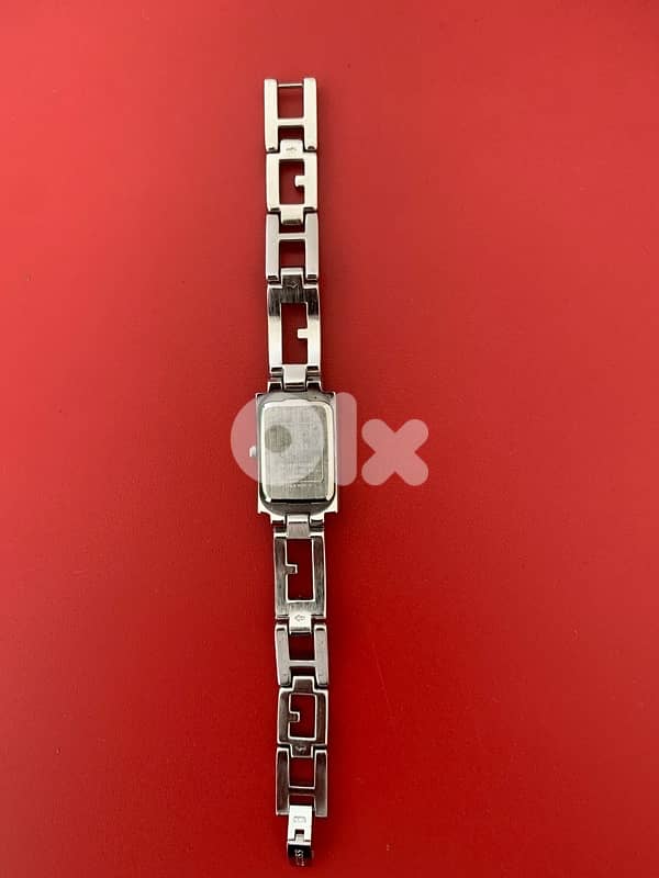 Guess watch authentic 1