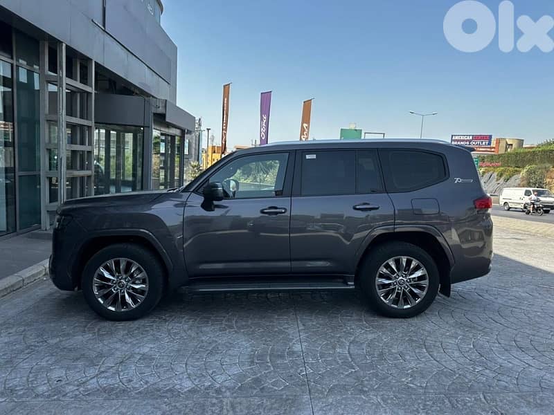 Toyota Land Cruiser 2023 0