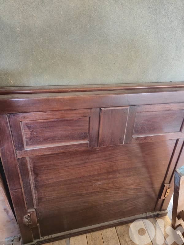 غرفة نوم كاملة خشب زان 1