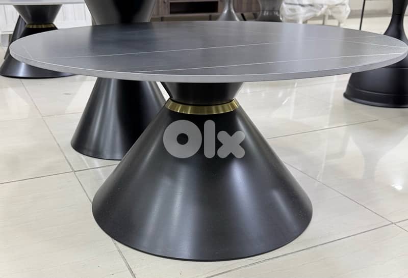 Center table طاولة نص 3