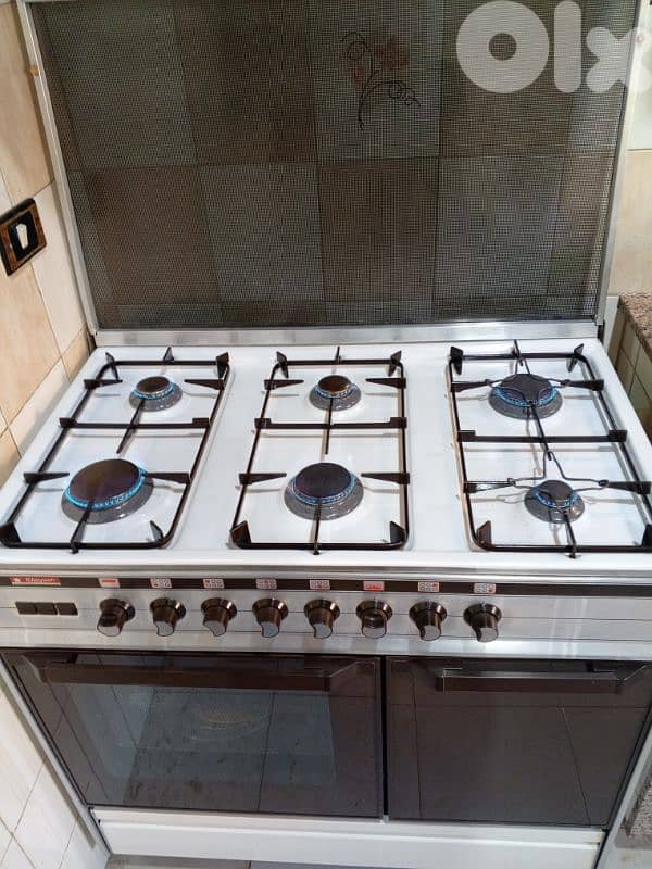 غاز ايطالي ٦ عيون كتير نضيف 0