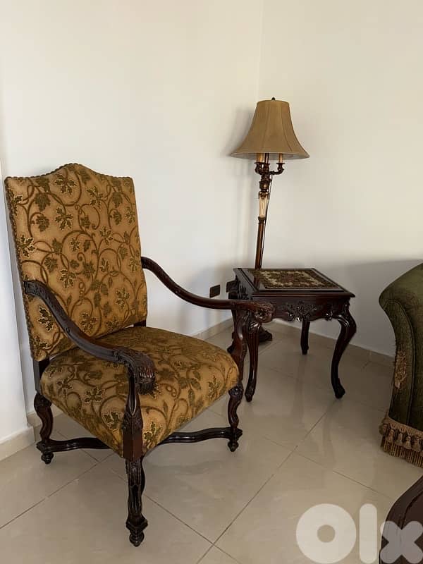 Living Room and Salon 8