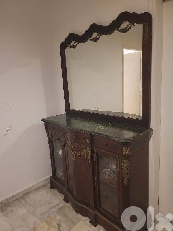 كونسول مصري للببع ٢٠٠$ موجود بجناح،بيروت 0