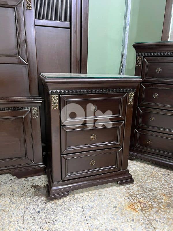 اوضة نوم شغل توصاية خشب زان ولاتي كلا ملبسة قشرة زان 3