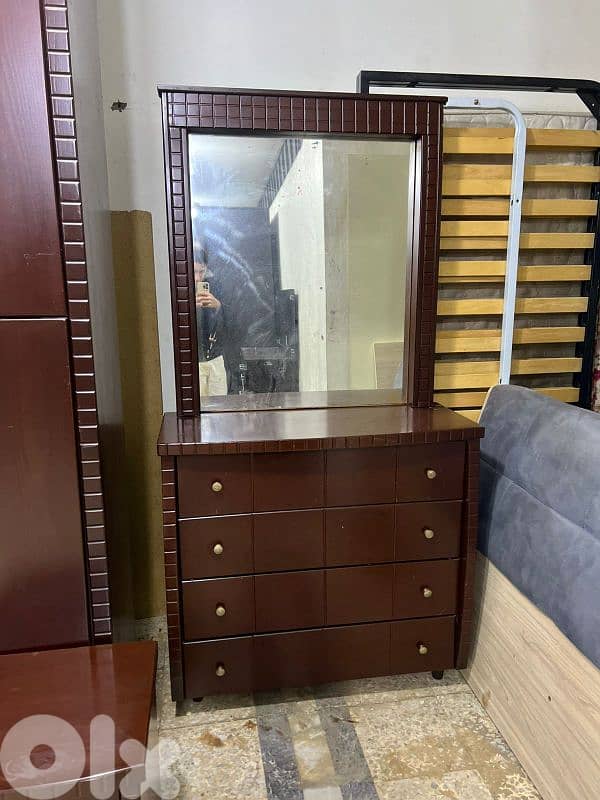 اوضة نوم ملبسة قشرة زان 3