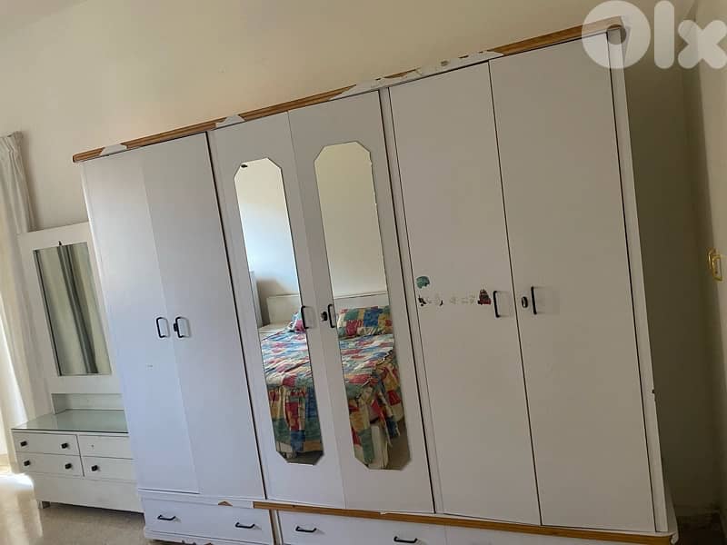 used bedroom غرفة نوم مستعملة 0