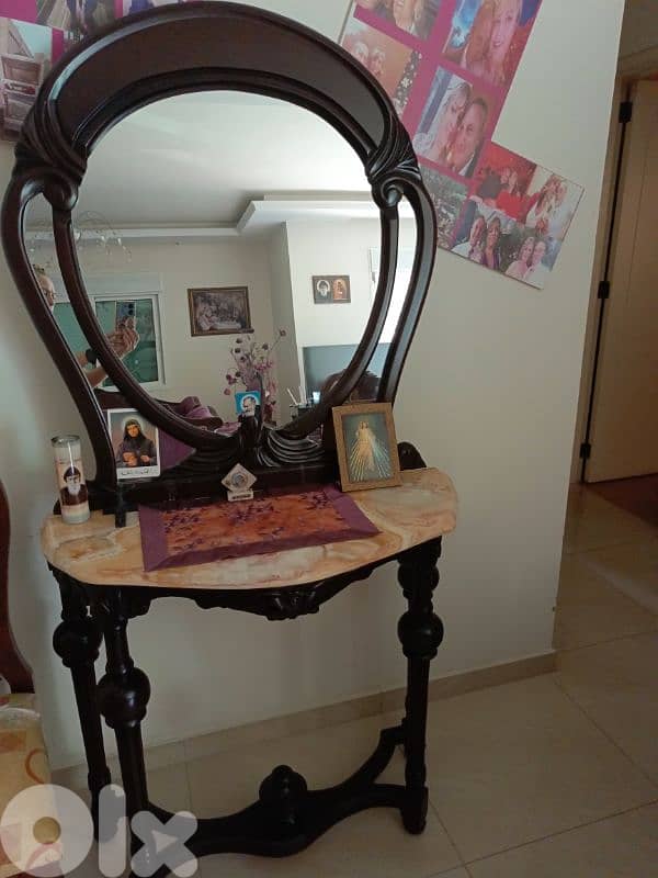 salon used but still new in very gd condition 2